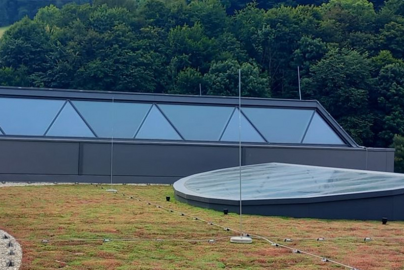 Blog / Strešné sklo-hliníkové svetlíky - foto Blog / Strešné sklo-hliníkové svetlíky - foto