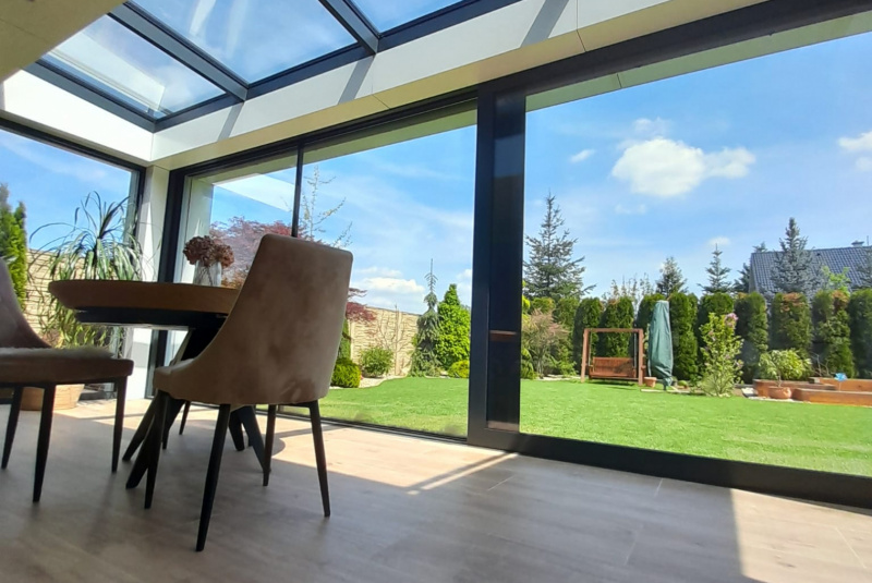 Blog / Strešné sklo-hliníkové svetlíky - foto Blog / Strešné sklo-hliníkové svetlíky - foto