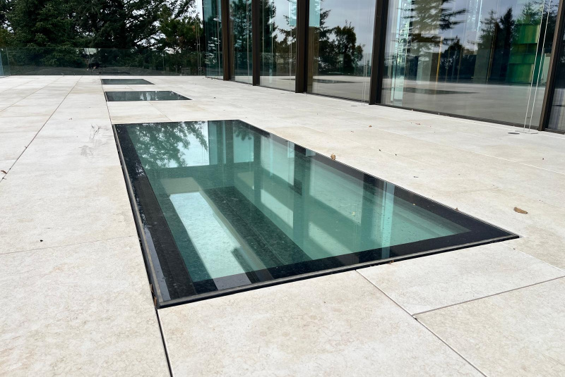 Blog / Strešné sklo-hliníkové svetlíky - foto Blog / Strešné sklo-hliníkové svetlíky - foto