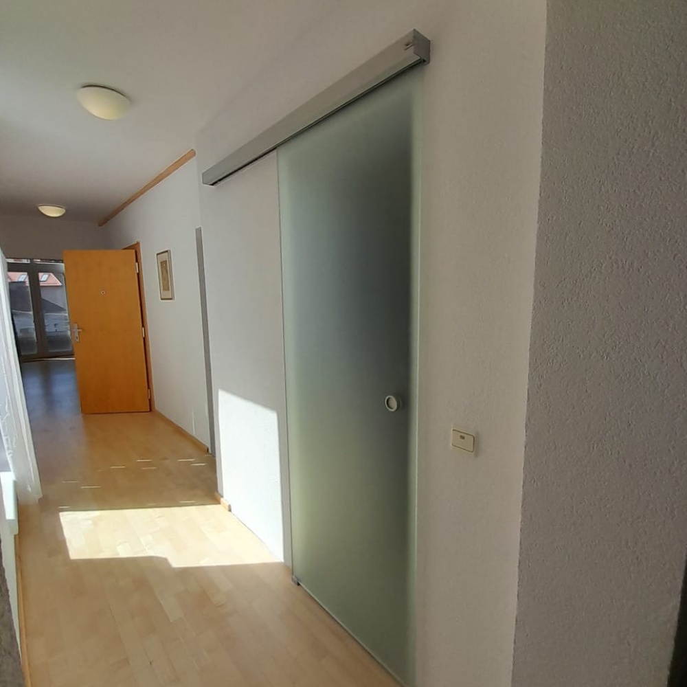 Hliníkové okná, celosklenné konštrukcie, zimné záhrady nájdete u nás na firme almon, dohodnite si stretnutie v showroome na Bajkalskej 7/A v Bratislave.